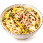 発酵野菜の酸味を生かした酸菜マーラータンの水彩イラスト